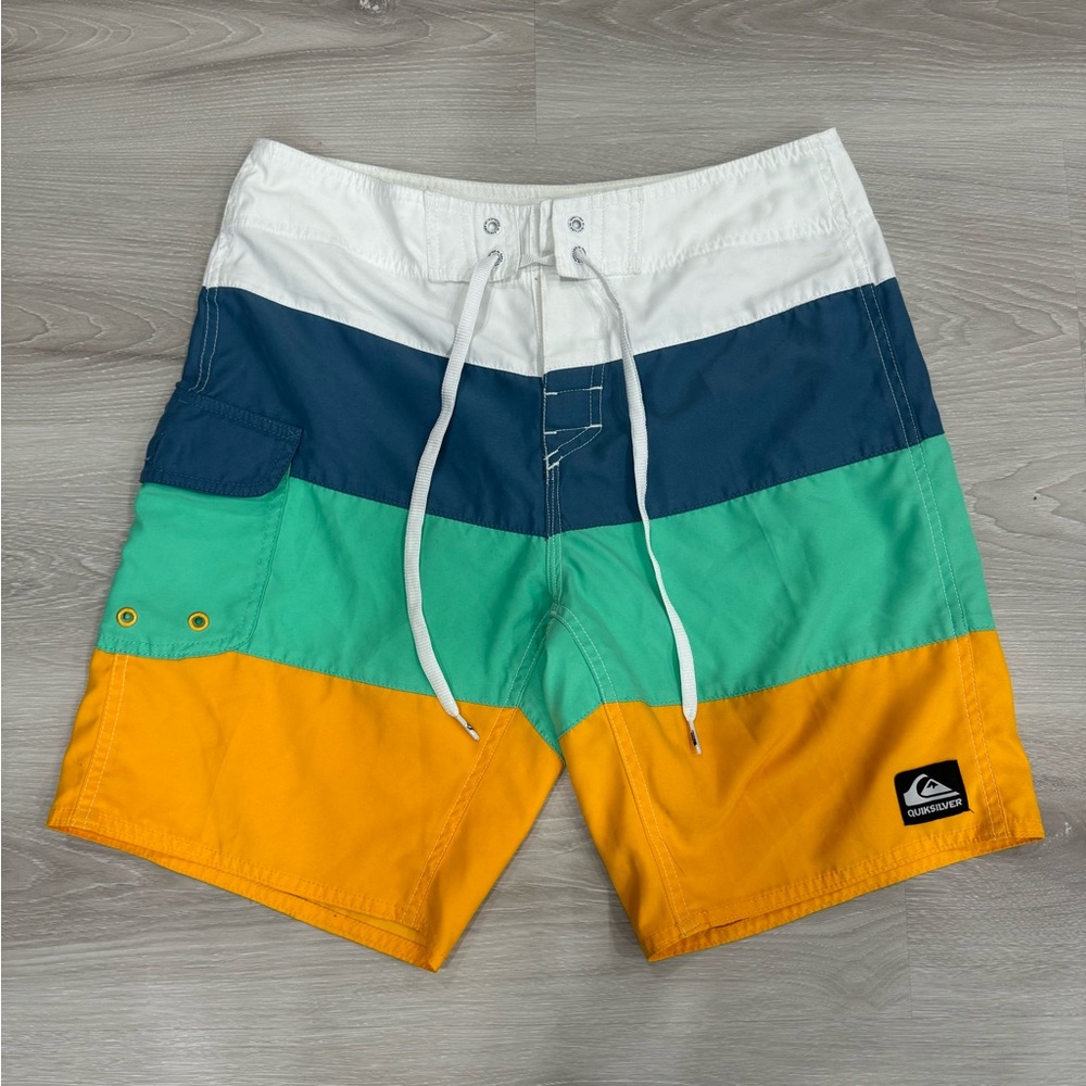 Quicksilver surf shorts beach surfing